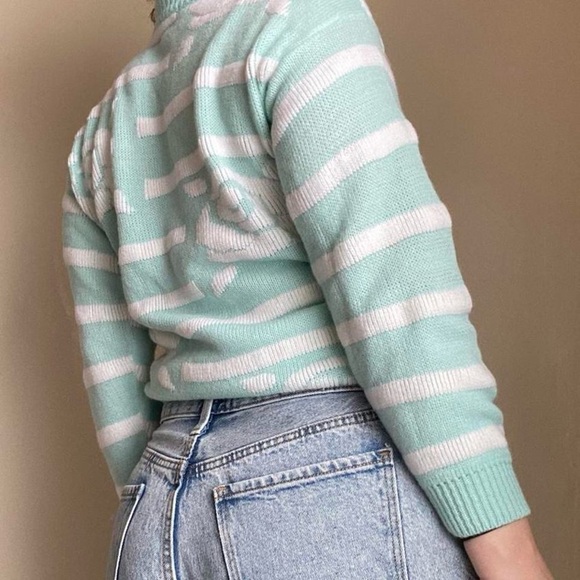 Vintage 80s pastel mint floral striped sweater - Picture 8 of 8